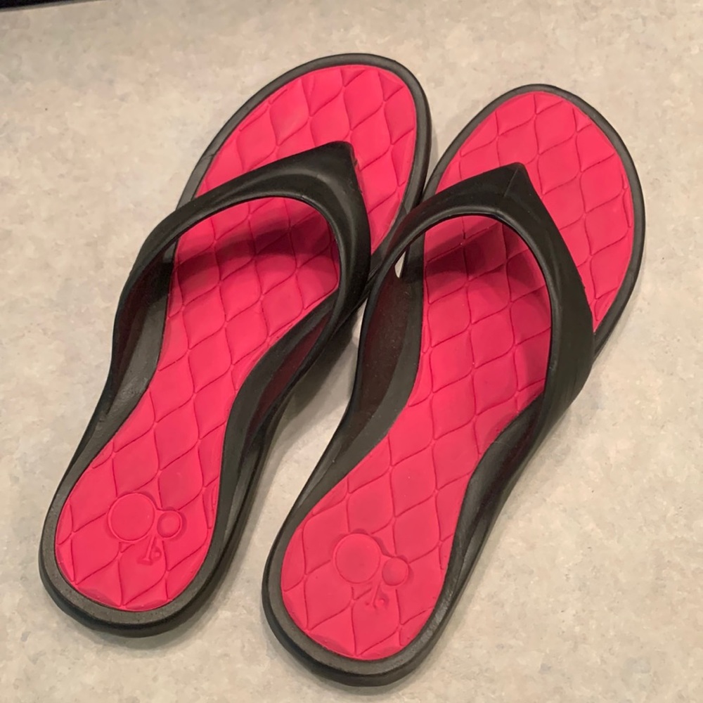 Black sandals